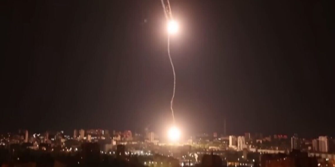I Patriot in azione contro i missili lanciati dalla Russia in Ucraina