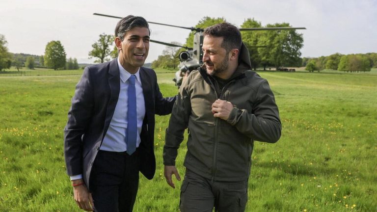 Zelensky ora ha le armi, ma il “fattore tempo” gioca a favore di Putin