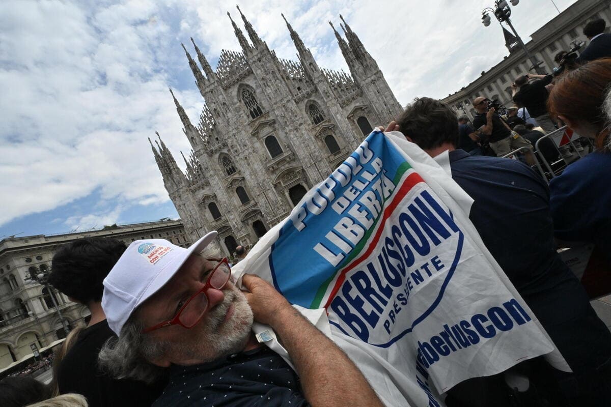 Funerali di Silvio Berlusconi, Piazzaa Duomo, Milano, 14 giugno 2023 (Ansa)