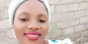 La cristiana Deborah Samuel, uccisa a Sokoto (Nigeria) per false accuse di blasfemia, dai suoi compagni di corso musulmani