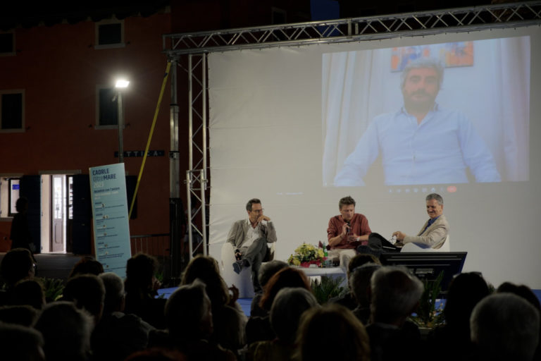 Vero o falso. Dibattito su intelligenza artificiale e informazione con Gaggi, Maddalena e Osho