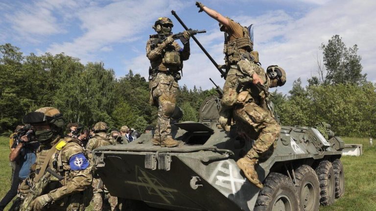 Ucraina, la controffensiva «inizia» tra incursioni e propaganda