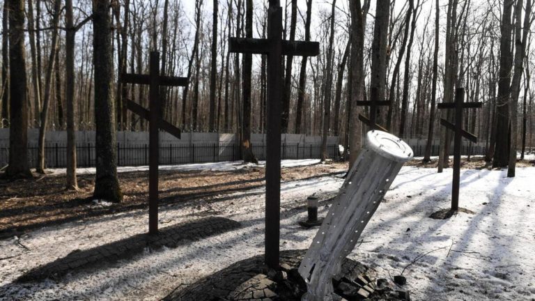 L’invio di bombe a grappolo all’Ucraina è «moralmente ripugnante»