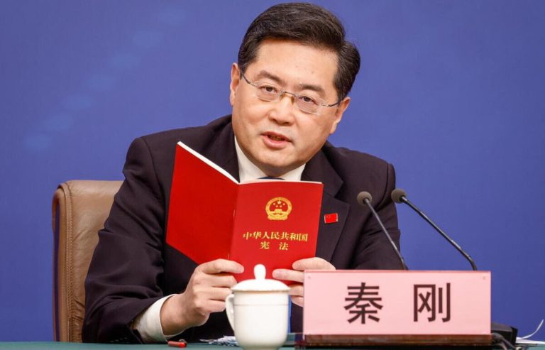Come nelle migliori dittature, il ministro Qin Gang viene purgato in Cina