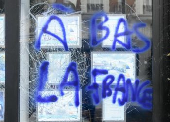 francia proteste banlieue nanterre