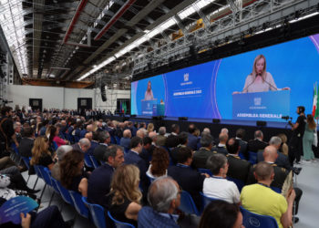 L’intervento di Giorgia Meloni all’assemblea generale di Assolombarda a Milano, 3 luglio 2023 (foto Ansa)
