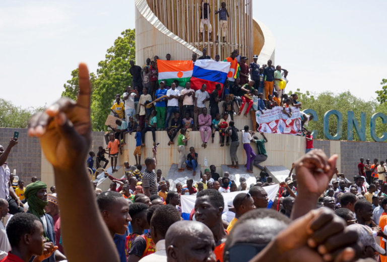 Lo zampino degli islamisti nella crisi del Niger dimenticato da tutti