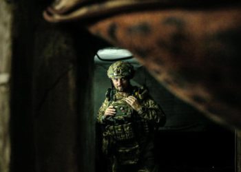 Un soldato dell'Ucraina al fronte