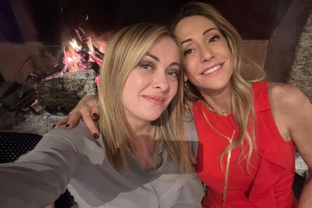 Giorgia e Arianna Meloni 