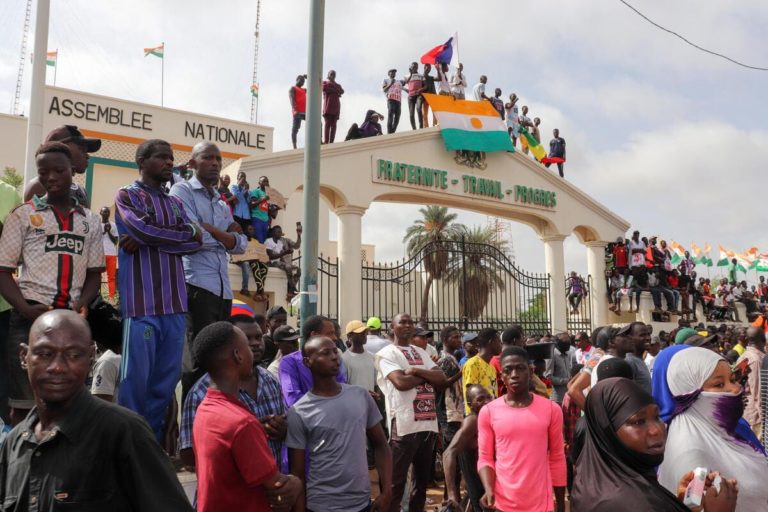 Il colpo di Stato in Niger è il fallimento della politica africana di Macron