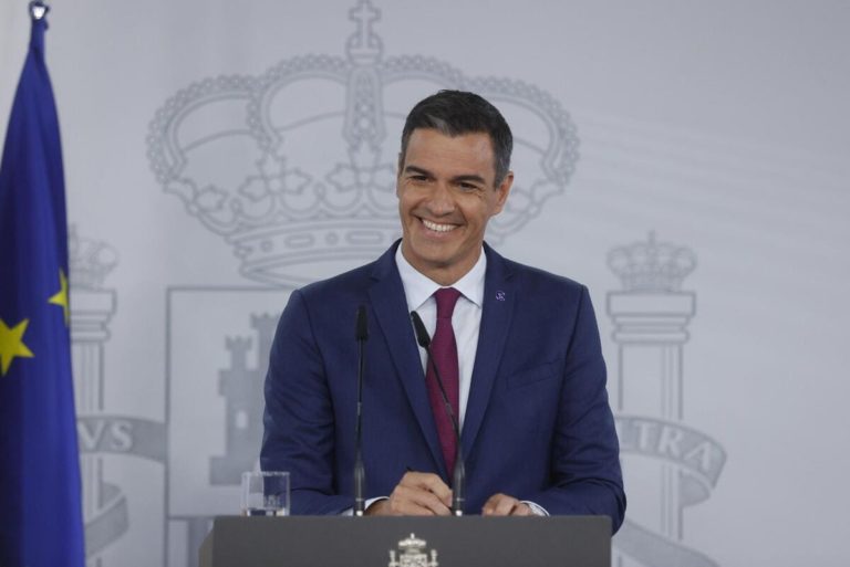 In Spagna Sanchez è pronto a tutto pur di restare al potere