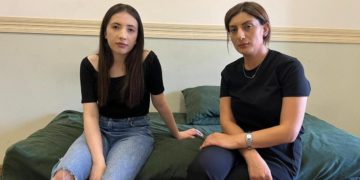 Vika ed Elina, scappate in Armenia dall'Artsakh dopo l'invasione dell'Azerbaigian