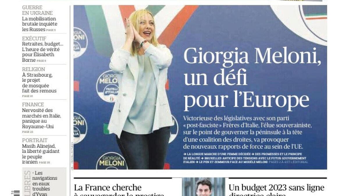 La prima pagina del Figaro sulla vittoria di Giorgia Meloni un anno fa 