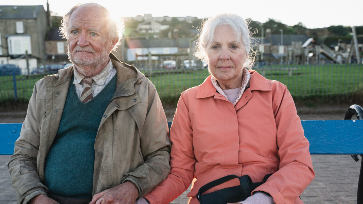Fotogramma di L’imprevedibile viaggio di Harold Fry, film di Hettie Macdonald