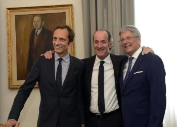 Massimiliano Fedriga, a sinistra, e Luca Zaia, al centro, 20 giugno 2018 (Ansa)