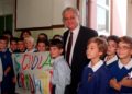 Luigi Berlinguer in una foto di quando era ministro della Pubblica Istruzione, Roma, 1997 (Ansa)