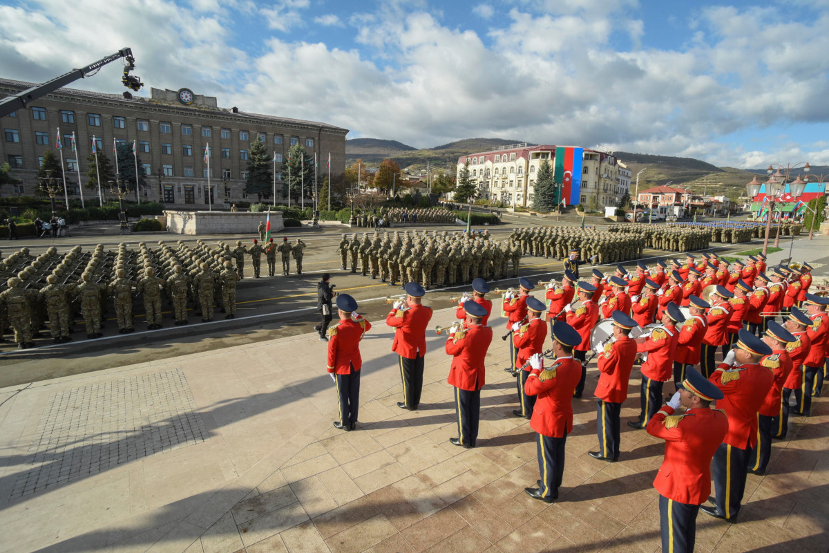 Parata militare celebrativa della vittoria degli azeri sugli armeni dell’Artsakh a Stepanakert, ora rinominata Khankendi, 8 novembre 2023