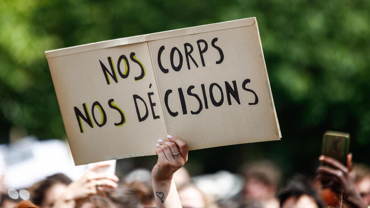 Manifestazione a favore dell'aborto in Francia