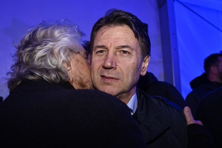 Guai a sottovalutare i guasti di cui sono capaci due come Conte e Grillo