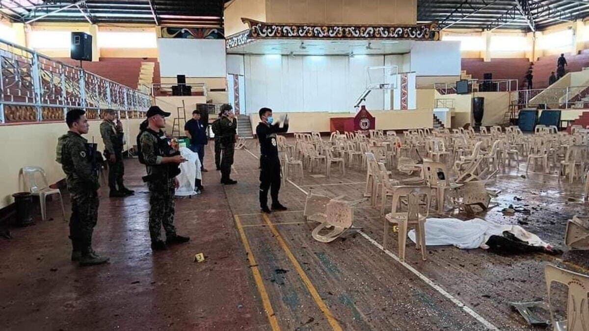 Attentato contro i cristiani durante la Messa a Marawi, nell'isola di Mindanao, Filippine