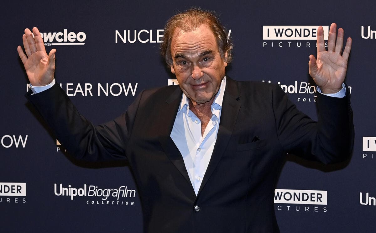 Il regista Oliver Stone alla presentazione del documentario Nuclear Now a Roma, 4 dicembre 2023 (Ansa)