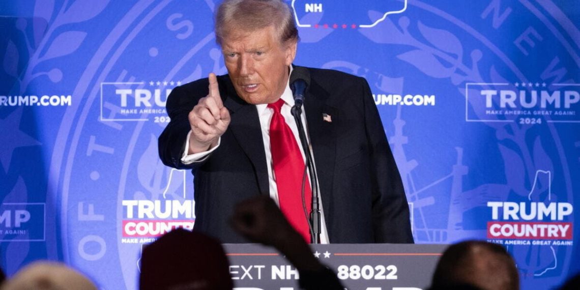 Donald Trump durante la campagna elettorale per le primarie dei Repubblicani in New Hampshire
