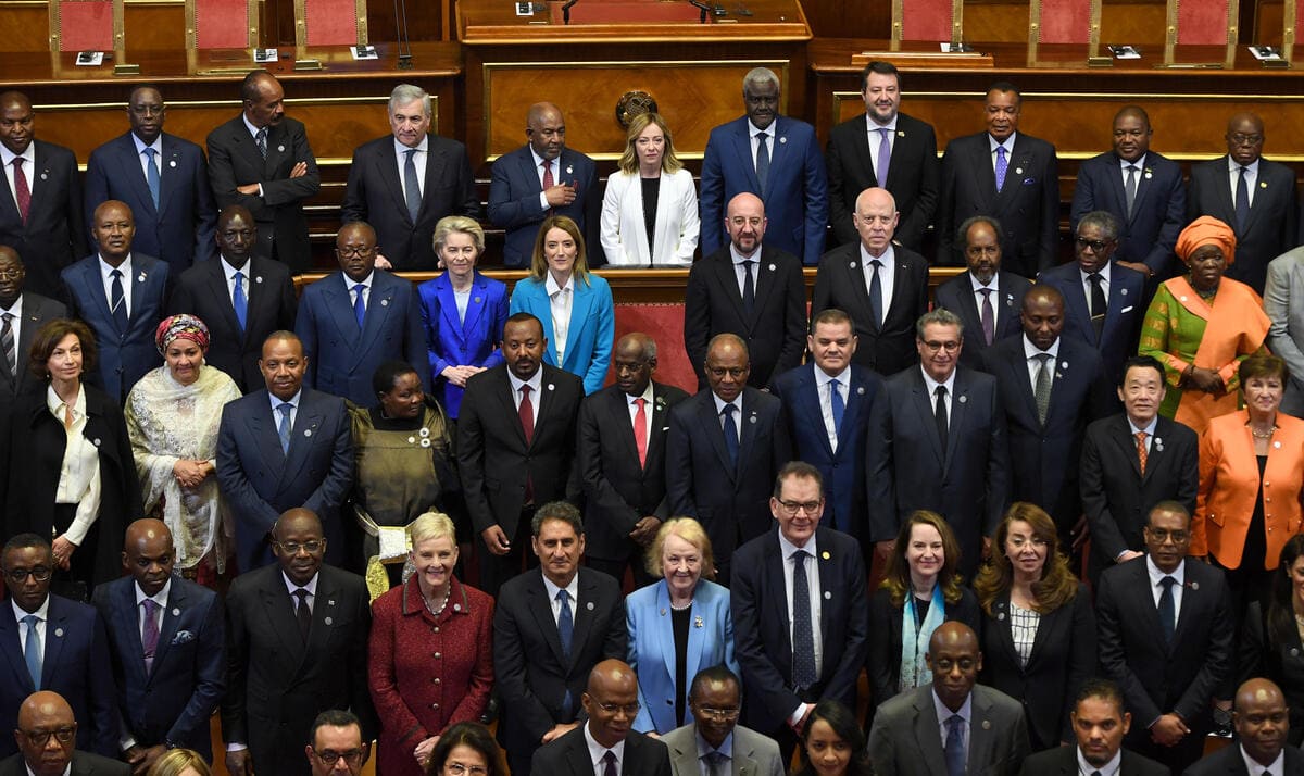 Foto di gruppo del summit Italia-Africa in Senato, Roma, 29 gennaio 2024