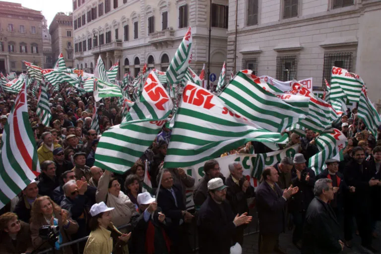 «Perché stiamo nella Cisl e non nella Cgil o nella Uil?»