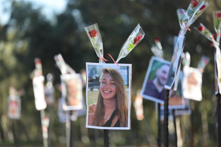 I seni amputati col taglierino. Così Hamas ha stuprato le donne israeliane