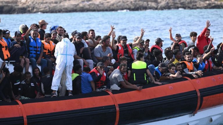 La «deriva orbaniana» del Pd sui migranti