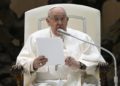 Papa Francesco durante l'udienza generale in Vaticano, 14 febbraio 2024 (Ansa)
