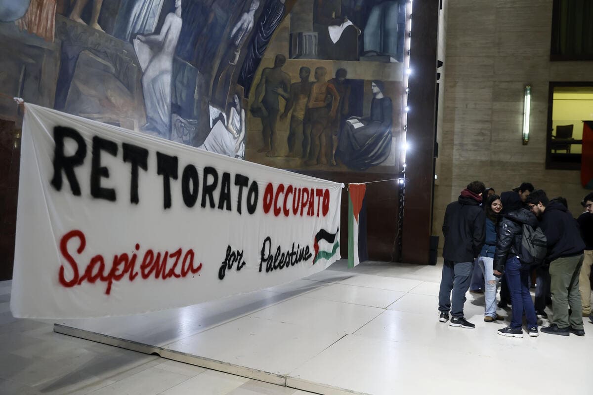 Rettorato occupato Sapienza università Roma