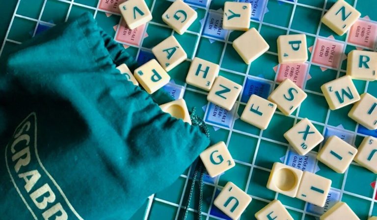 E dopo lo Scrabble inclusivo? Il Monopoli non profit? Forza 4 per discalculici?