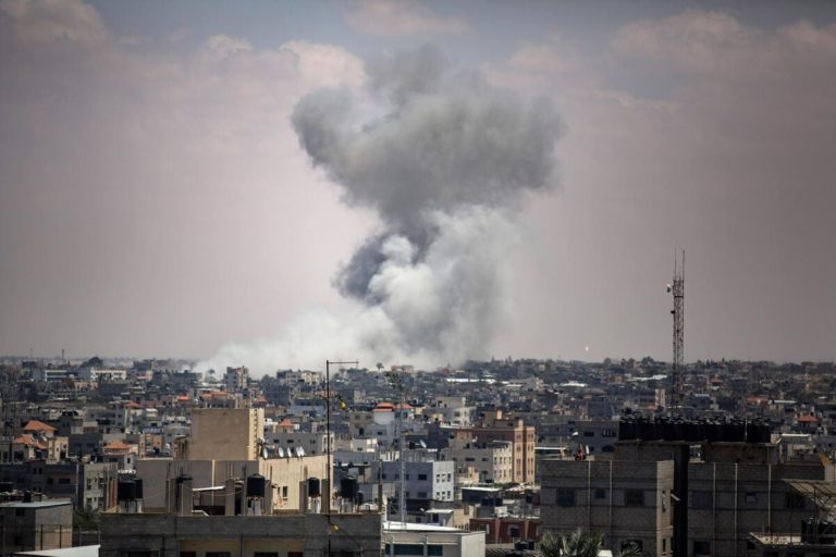 Israele attacca Rafah. A che punto è la notte?