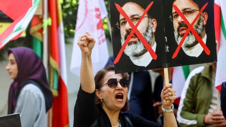 Il presidente Raisi è morto. Il regime islamico in Iran non cambia