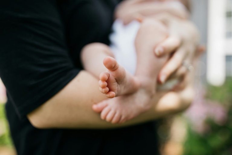 Michela, uscita dall’inferno dell’eroina grazie a un figlio arrivato per errore