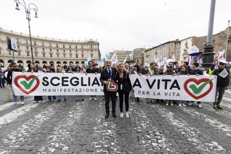 Gandolfini: «La vita è un bene da tutelare sempre»