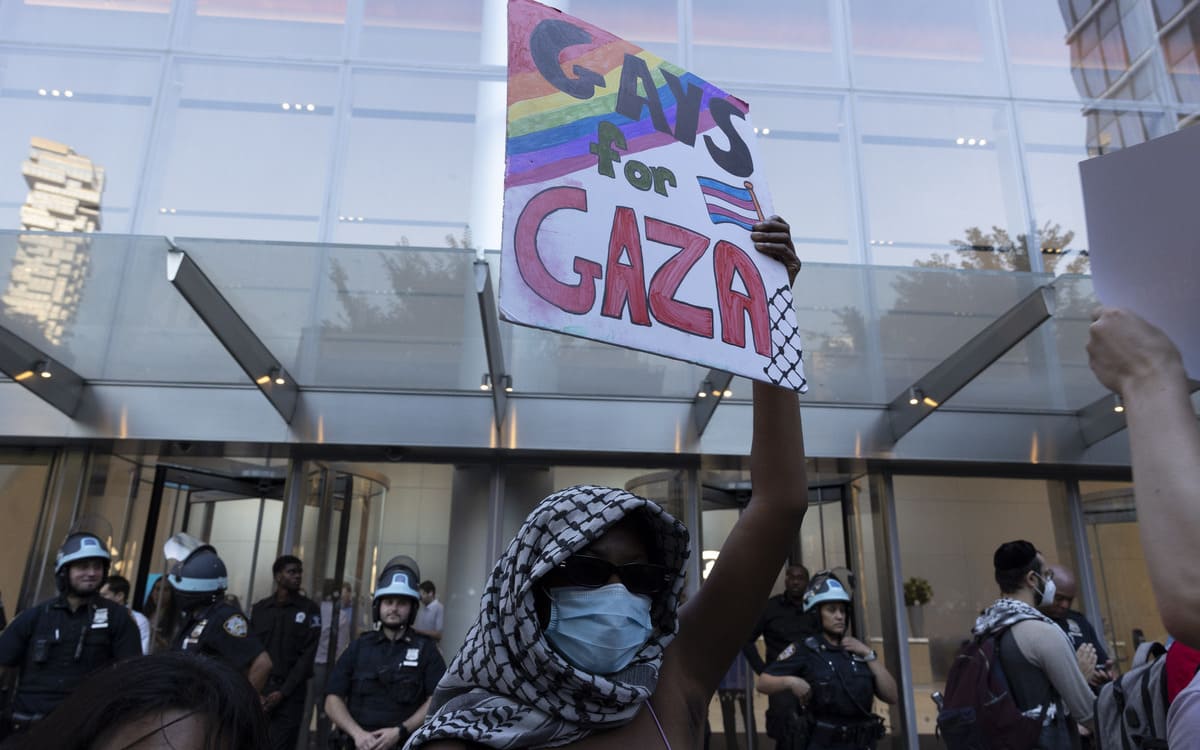 Manifestazione Lgbt a New York a favore dei palestinesi