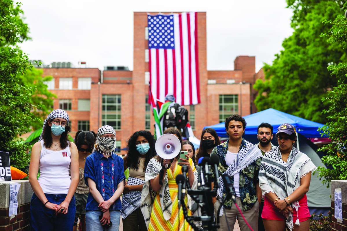 Occupazioni e Proteste davanti alla George Washington University a Washington, Stati Uniti, 6 maggio 2024