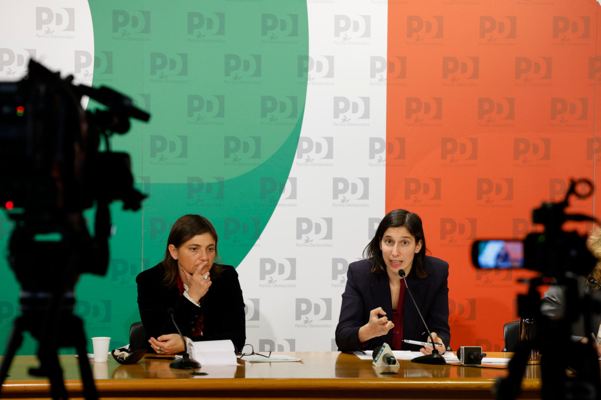 La deputata Debora Serracchiani con la segretaria del Pd Elly Schlein