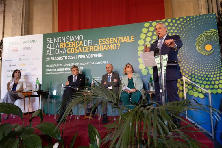 Anche quest’anno sarò a Rimini a seminare zizzania. Un diavolo al Meeting