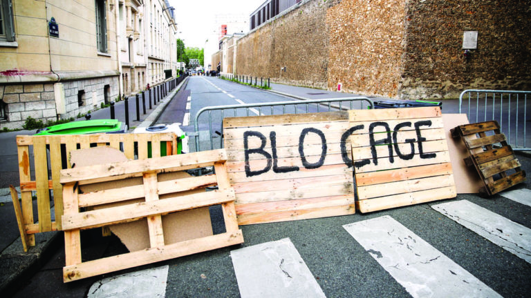 Liberté, egalité, mi difendo da me