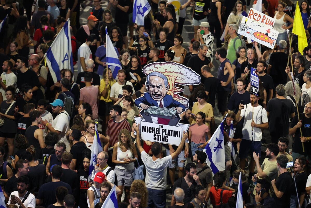 Dimostrazione contro il premier israeliano Benjamin Netanyahu, Tel Aviv, Israele, 1 settembre 2024 (Ansa)