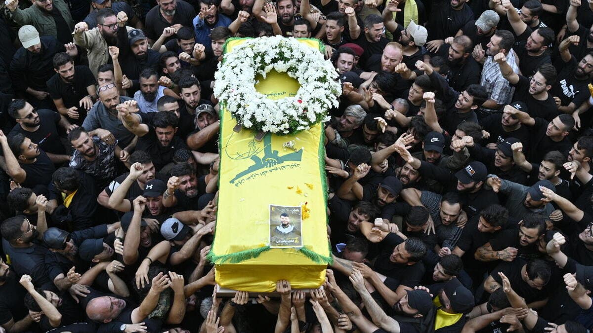 Libano funerali Hezbollah