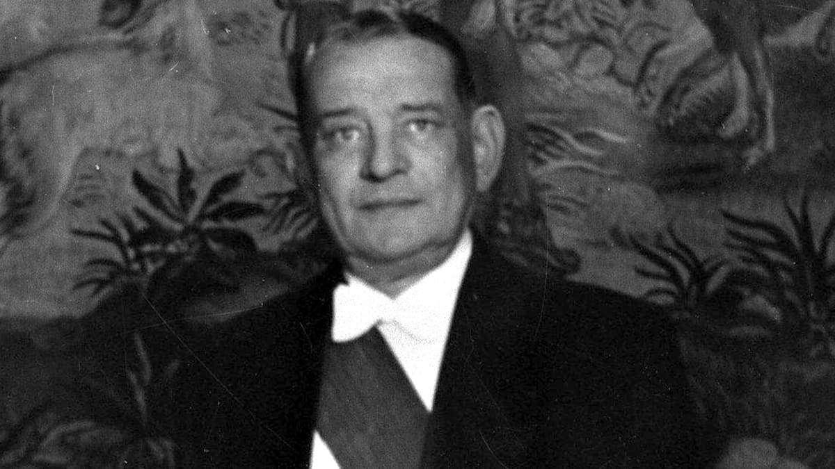 Rene' Coty a Roma il 9 maggio 1957. Dal 1954 al 1959 diciassettesimo presidente della Repubblica francese