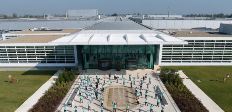 I dieci anni del grande polo produttivo di Philip Morris in Italia