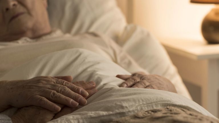 Suicidarsi non è libertà. La storia del Professore