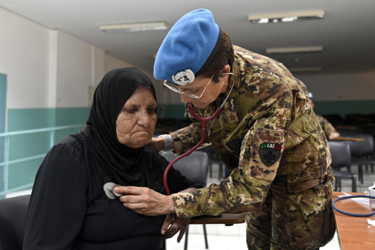 I soldati italiani in Libano visti da vicino