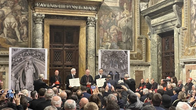 «Non con parole, ma con pietre». Il Premio Ratzinger 2024 a Etsuro Sotoo