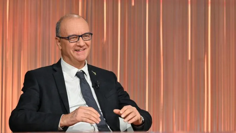 Valditara: «Serve un buono scuola nazionale»